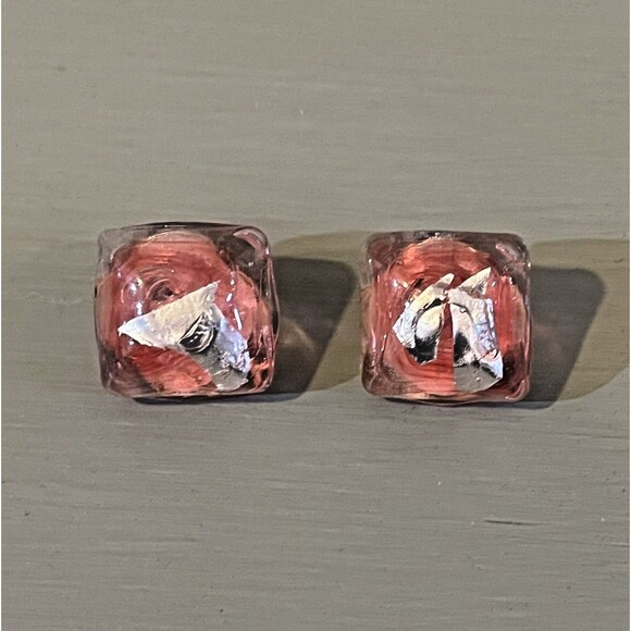 Vintage Funky Pink & Silver Swirl Cube Clip-On Earrings - Unique 80s Aesthetic - Picture 3 of 7